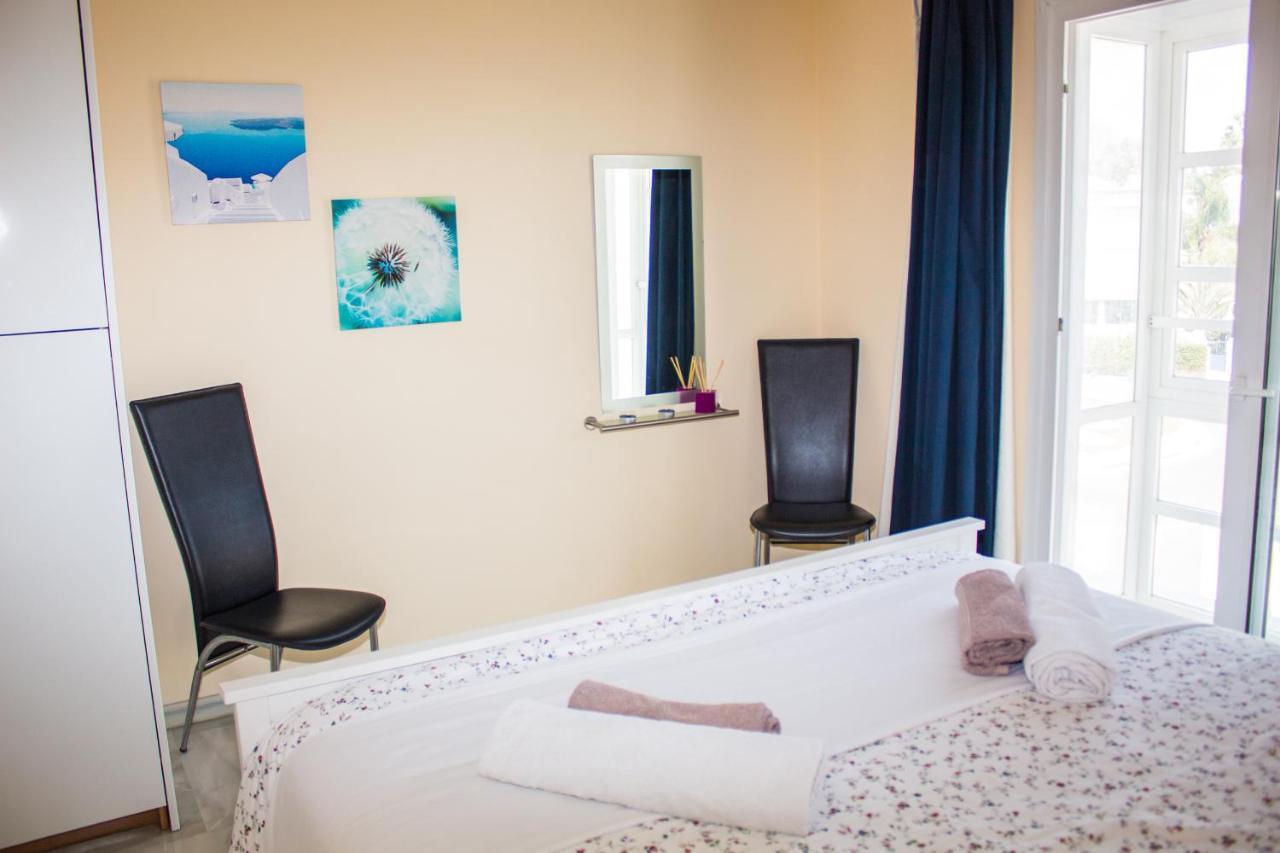 Puerto Marina Luxury Apartment With Sea Views 贝纳尔马德纳 外观 照片
