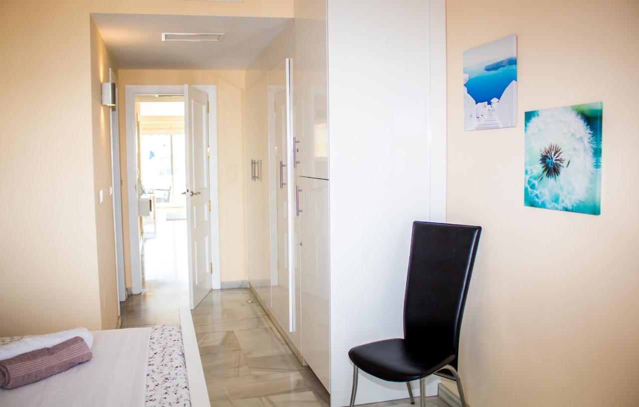 Puerto Marina Luxury Apartment With Sea Views 贝纳尔马德纳 外观 照片