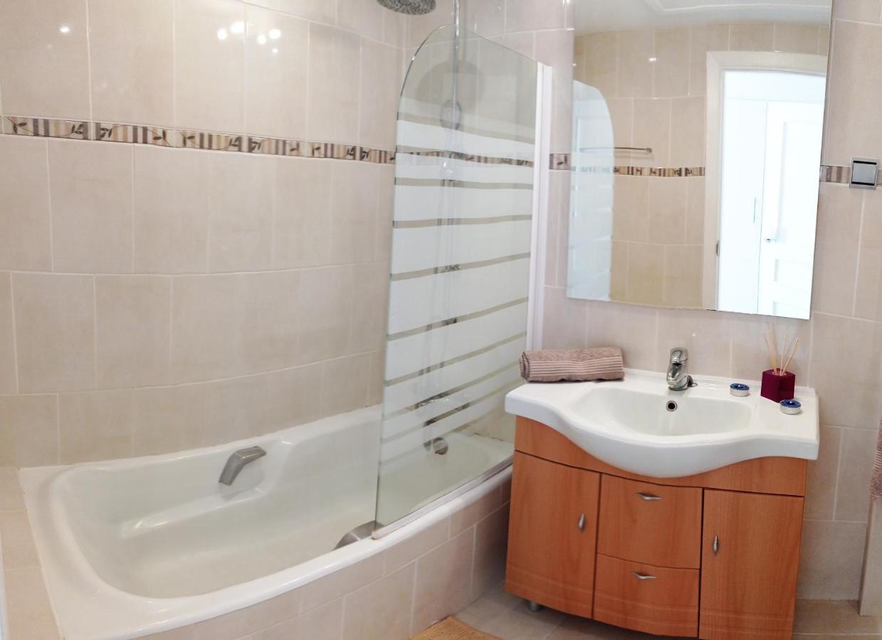 Puerto Marina Luxury Apartment With Sea Views 贝纳尔马德纳 外观 照片